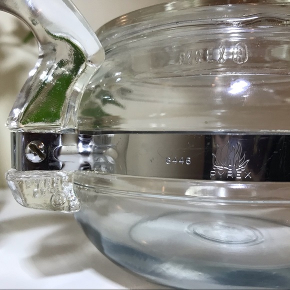 Vintage Pyrex 6 Cup Tea or Coffee Pot 8446 - Picture 2 of 8